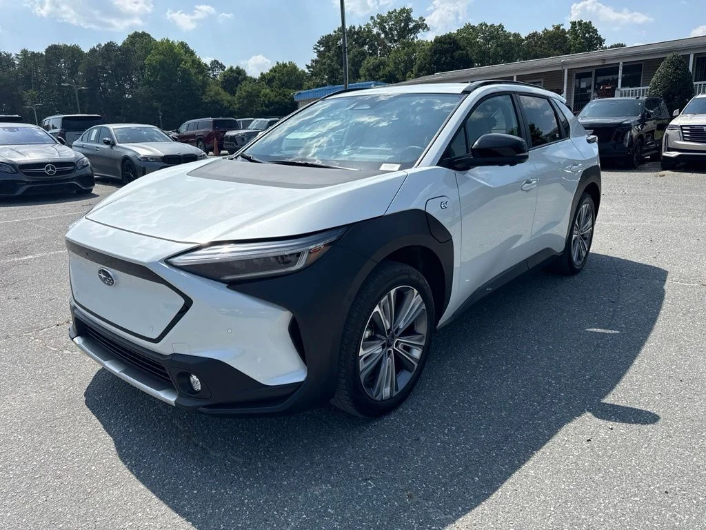 Used 2023 White Subaru Limited image 1