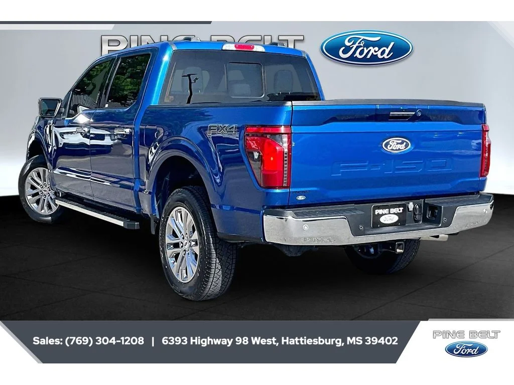 Used 2024 Atlas Blue Metallic Ford XLT image 2