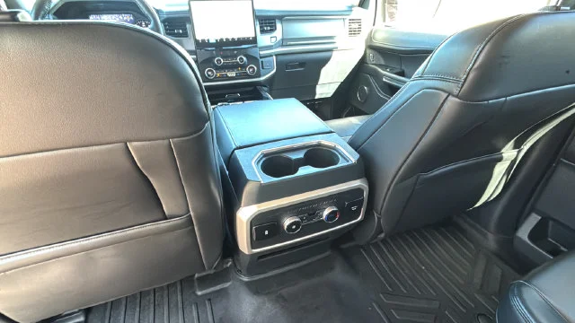 Used 2022  Ford XLT image 21