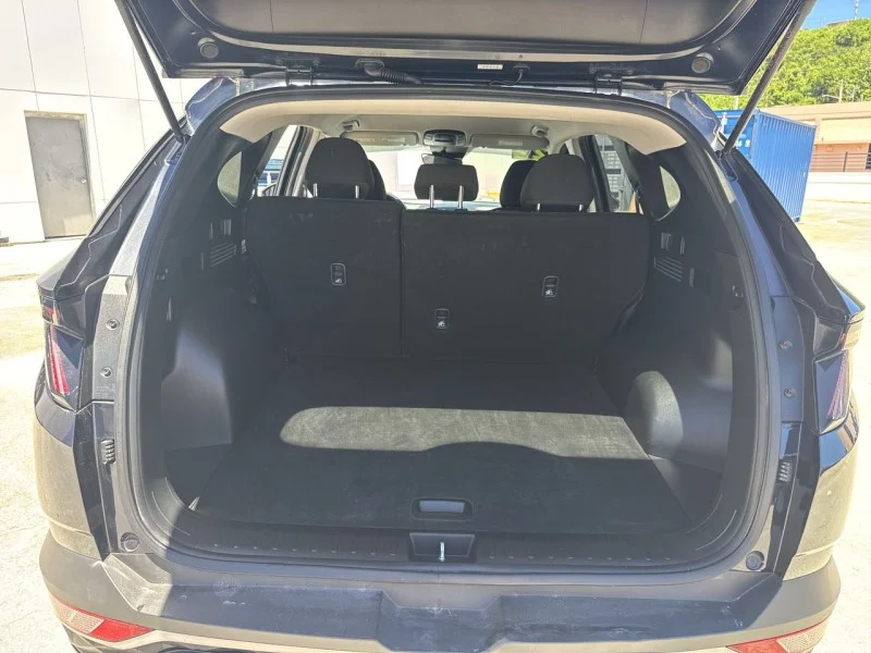 Used 2022 Intense Blue Hyundai SEL image 15