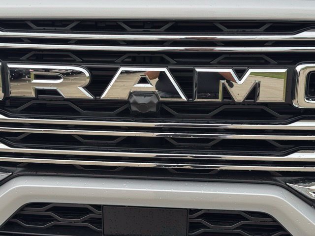 New 2026 Silver-Zynith Exterior Paint RAM Laramie image 40