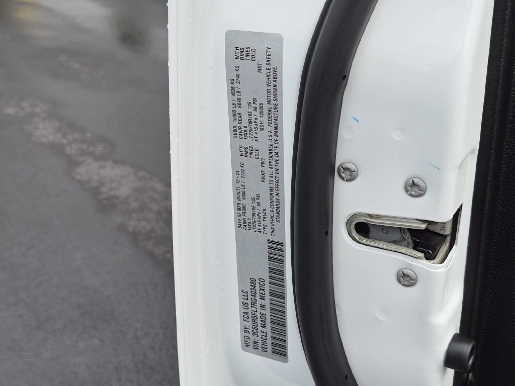 Used 2024 White Ram Laramie image 21