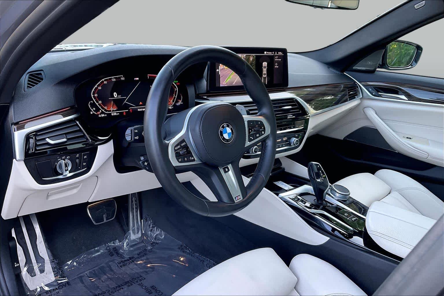 Used 2021 Bernina Grey Amber Effect Metallic BMW 530i xDrive image 17
