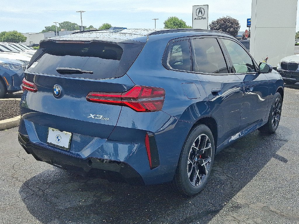 New 2026 Blue Metallic BMW 30 xDrive image 4