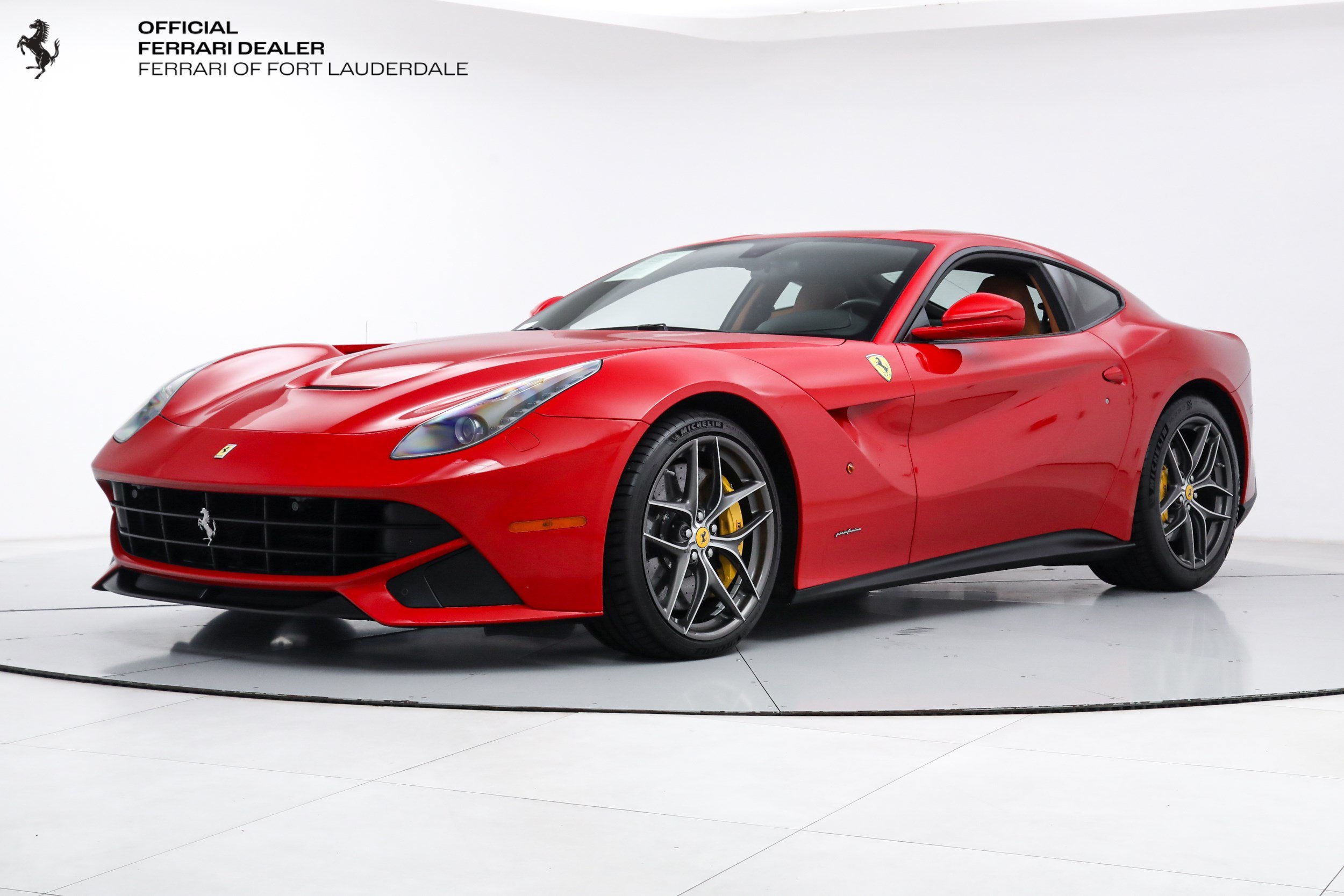 Used 2014 Red Ferrari  image 1