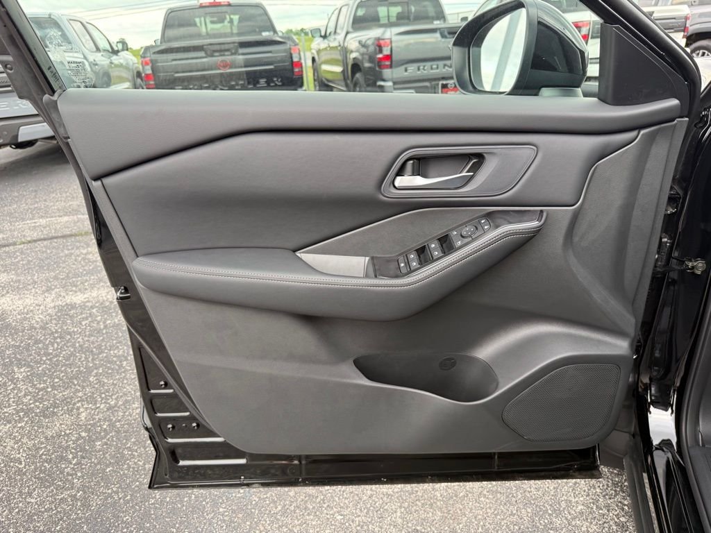 New 2026 Super Black Nissan SV image 7