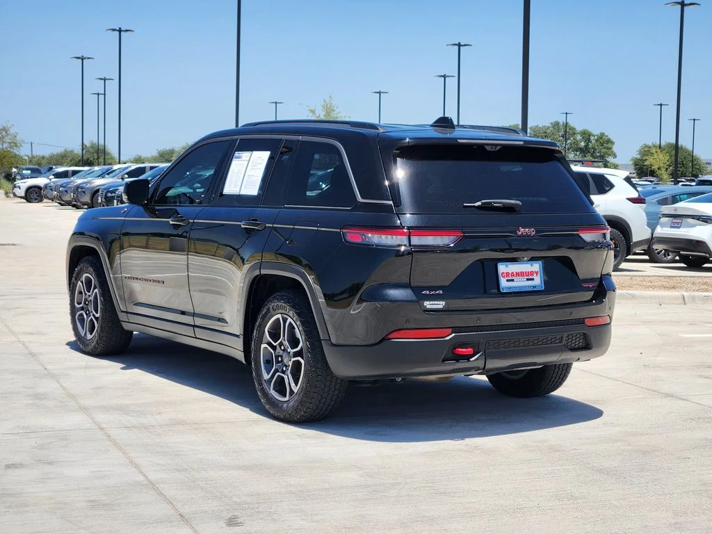 Used 2022 Black Jeep Trailhawk image 4