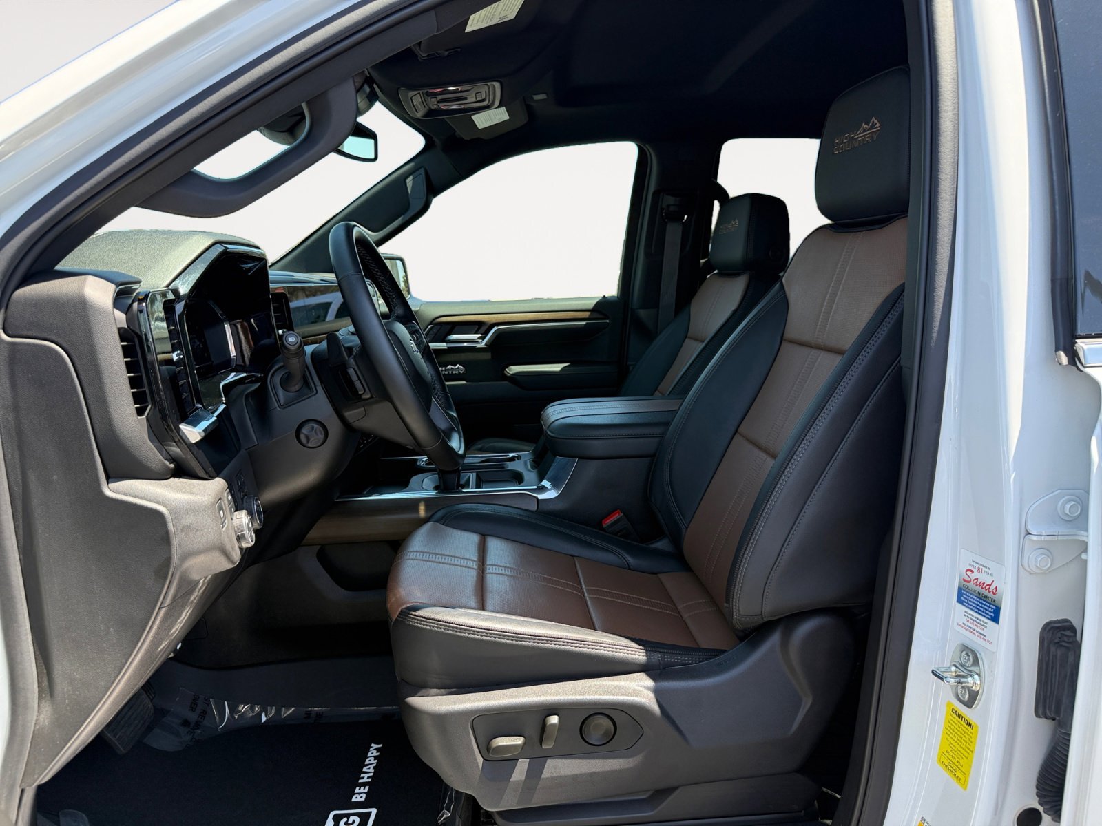2025 Chevrolet Silverado 1500 High Country - Photo 10