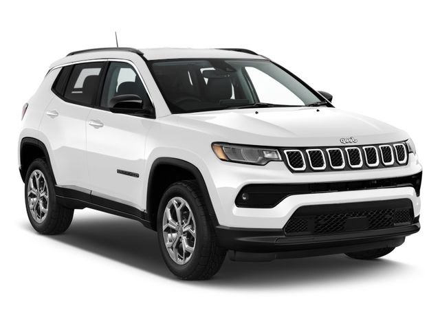 Used 2023 Bright White Clearcoat Jeep Latitude Lux image 1
