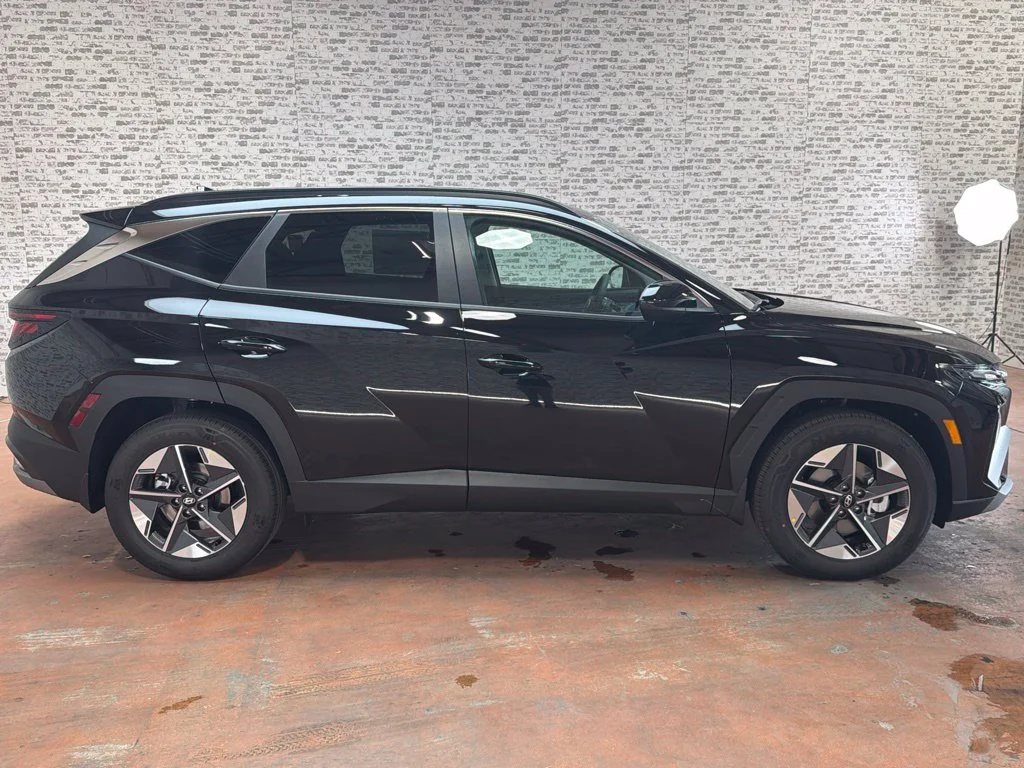 New 2026 Ash Black Hyundai SEL image 8