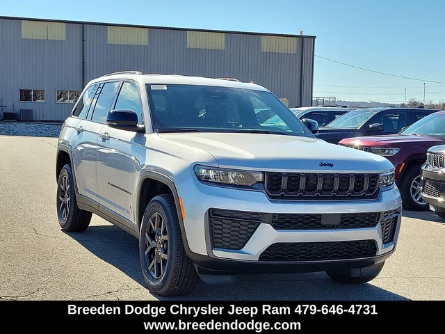 2026 Jeep Grand Cherokee Laredo