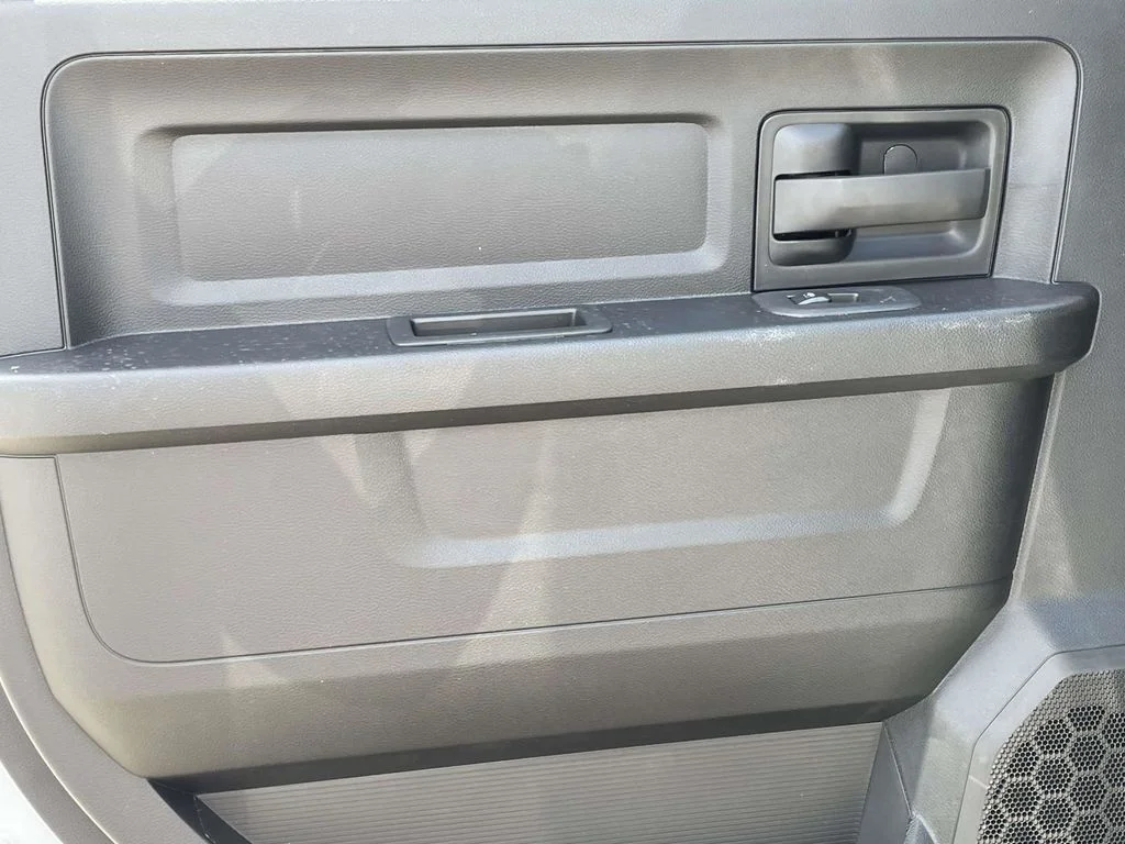 New 2026 Bright White Clear-Coat Exterior Paint RAM Tradesman image 20