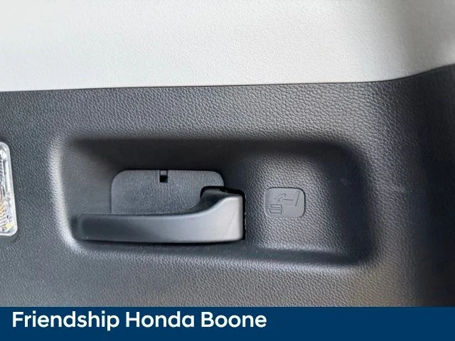 Used 2018 Red Honda Touring image 45
