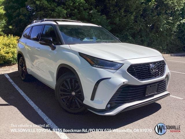 2024 Toyota Highlander XSE AWD's photo
