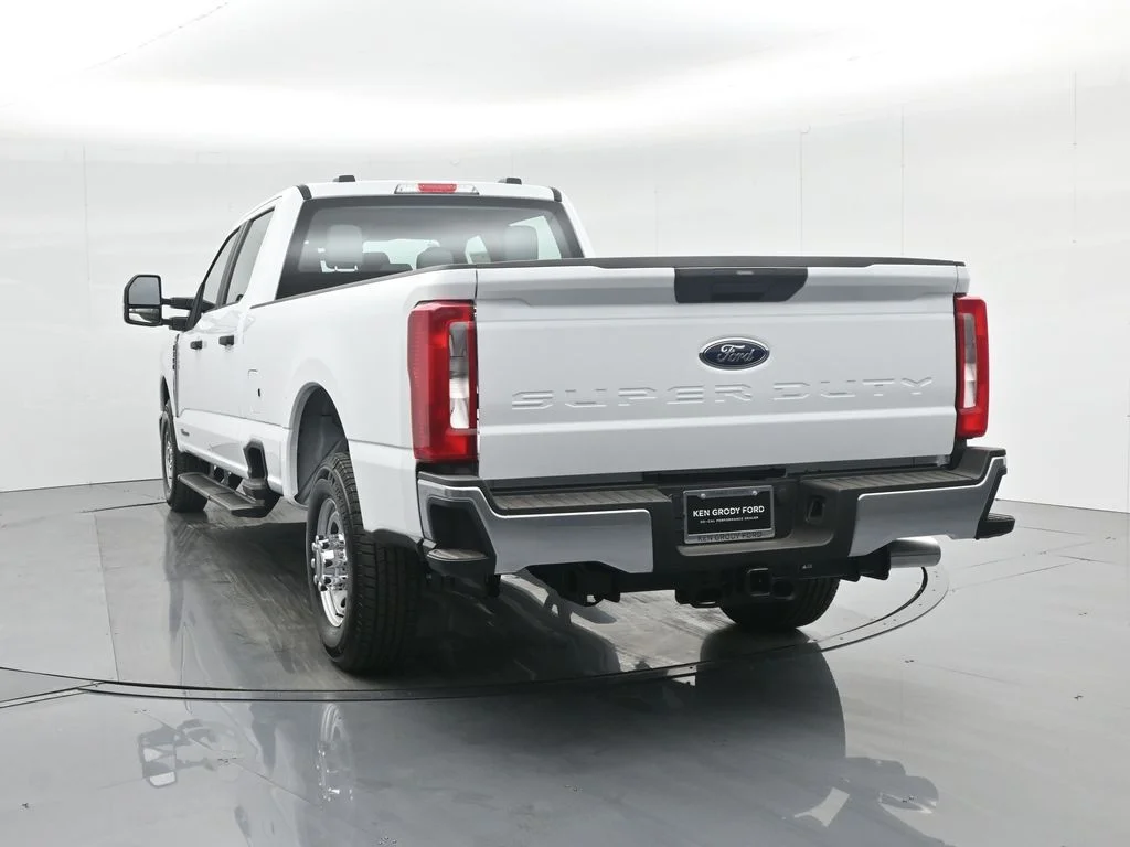 2026 Ford F-350 Super Duty XL - Photo 29