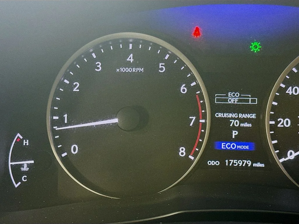 Used 2013 White Lexus 350 image 15