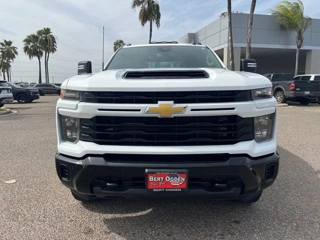 Used 2025 Summit White Chevrolet Custom image 2