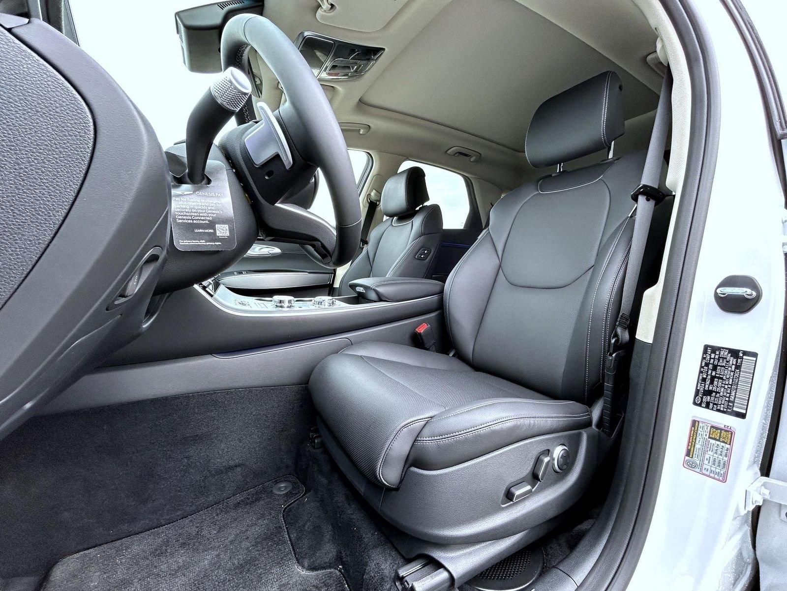 New 2026 White Genesis 2.5T Select image 10