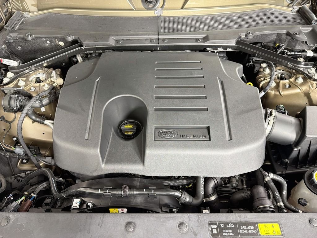 Certified Used 2023 Brown Land Rover X-Dynamic SE image 33