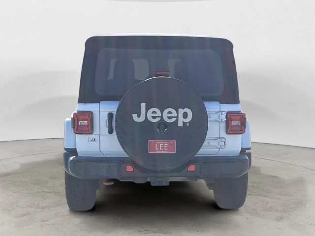 Used 2021 Bright White Clearcoat Jeep Unlimited Rubicon image 4