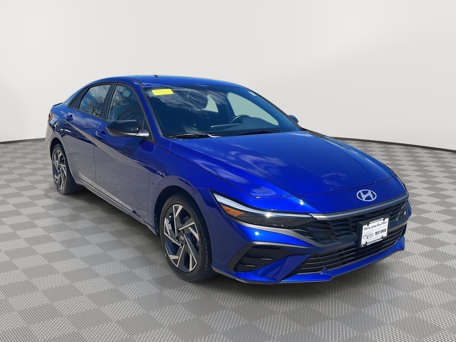 Used 2025 Intense Blue Hyundai SEL Sport image 3