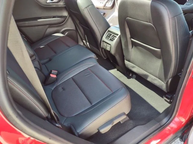 Used 2019 Red Chevrolet RS image 23