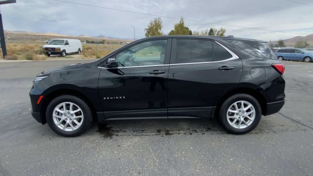 Used 2024 Mosaic Black Metallic Chevrolet LT image 5