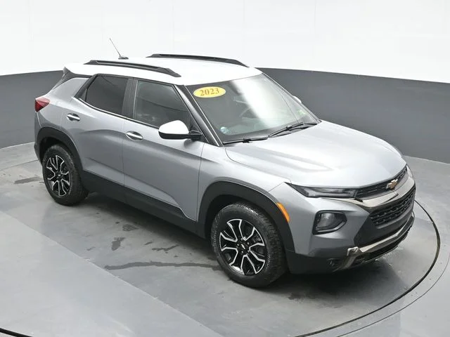 Used 2023 Gray Chevrolet ACTIV image 14