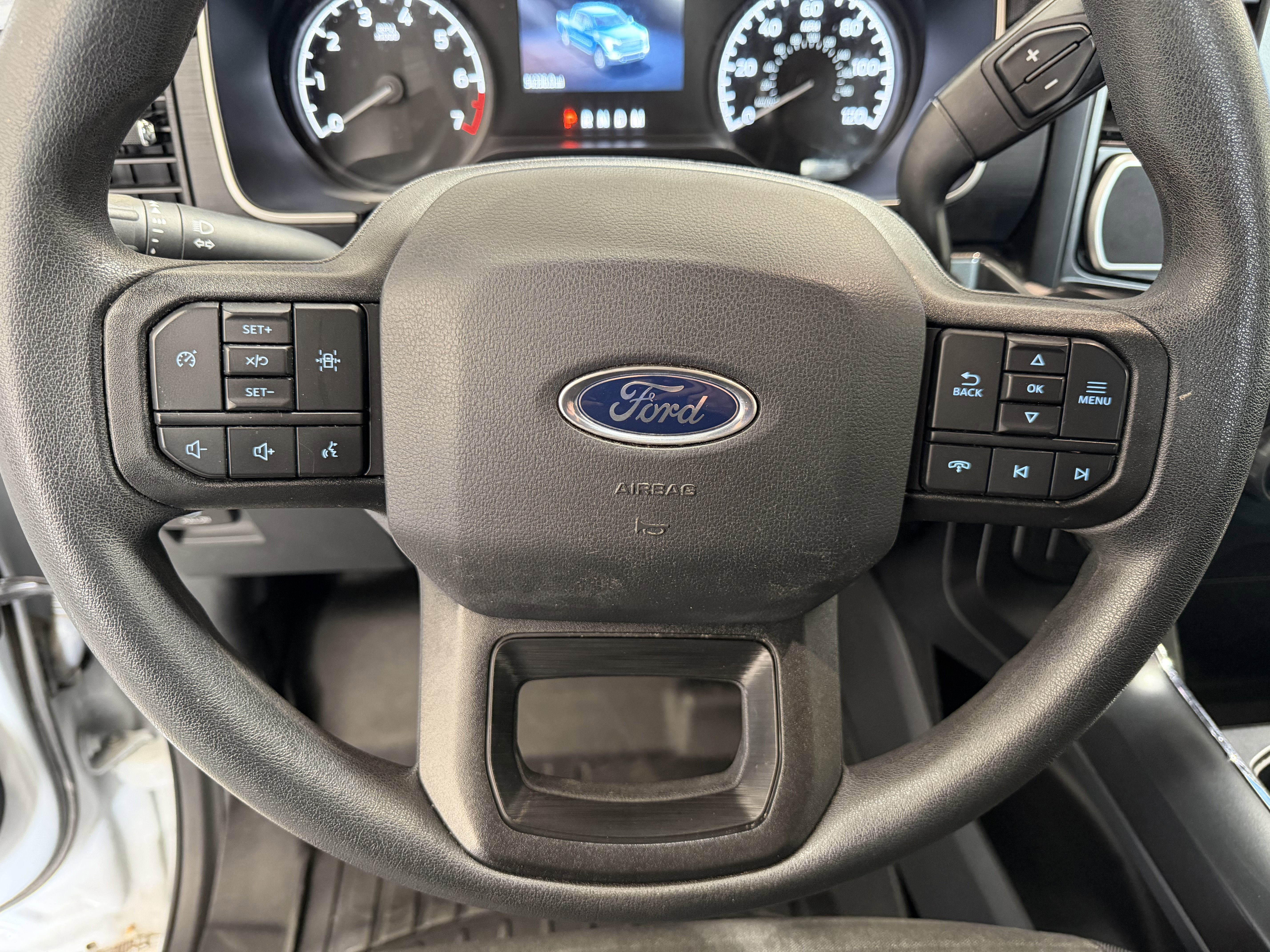 Used 2022 White Metallic Ford XL image 15