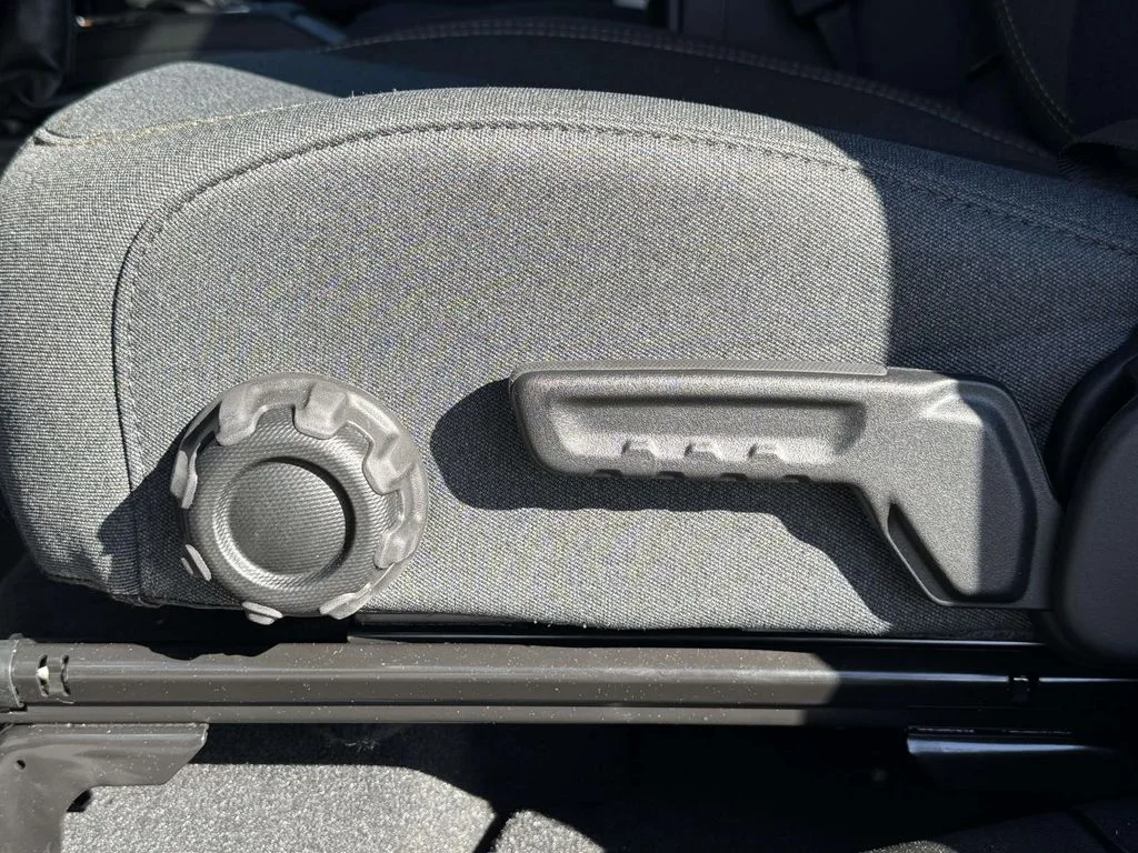 2025 Jeep Wrangler 4-Door Sport S - Photo 29