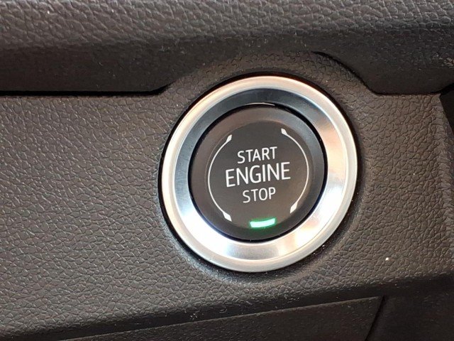 Used 2025 Summit White Chevrolet LT image 25
