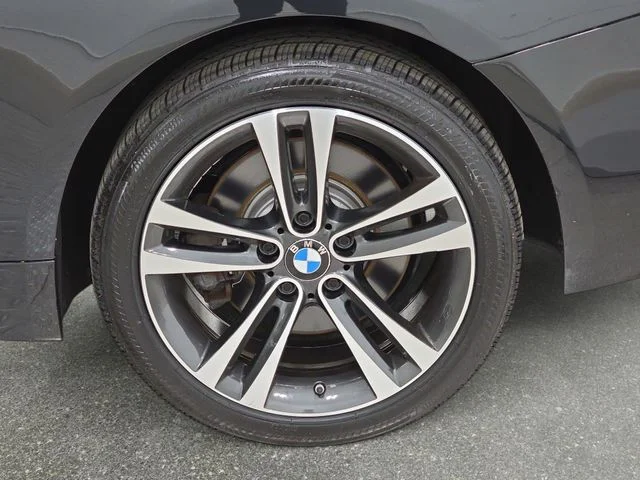 Used 2020 Black Sapphire Metallic BMW 440i xDrive image 32