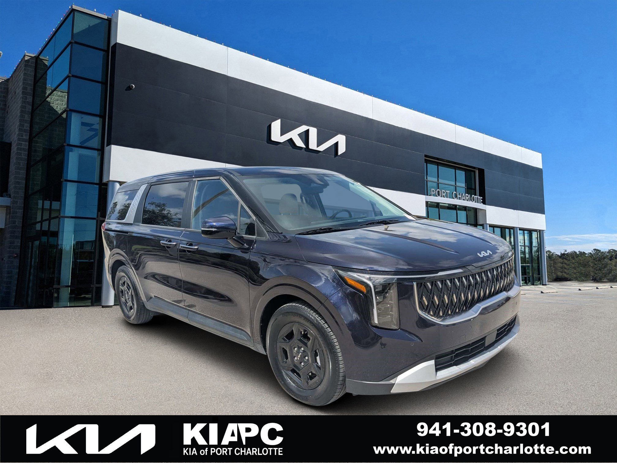 2025 Kia Sedona LXS's photo