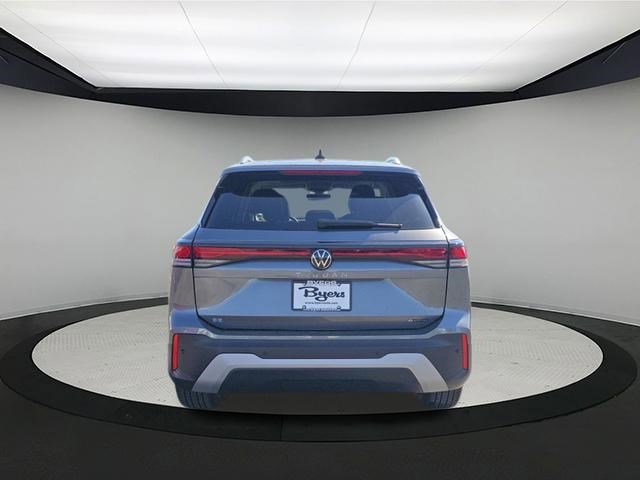New 2026 Platinum Gray Metallic Volkswagen SE image 6