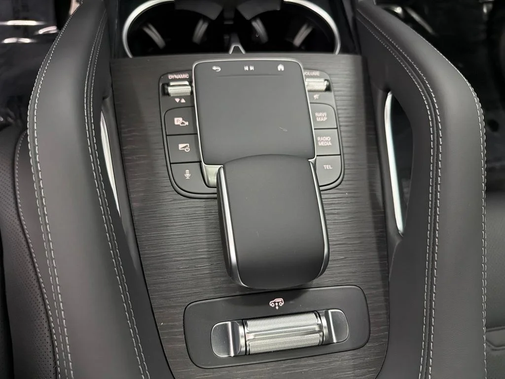 New 2027 Black Mercedes-Benz  image 19