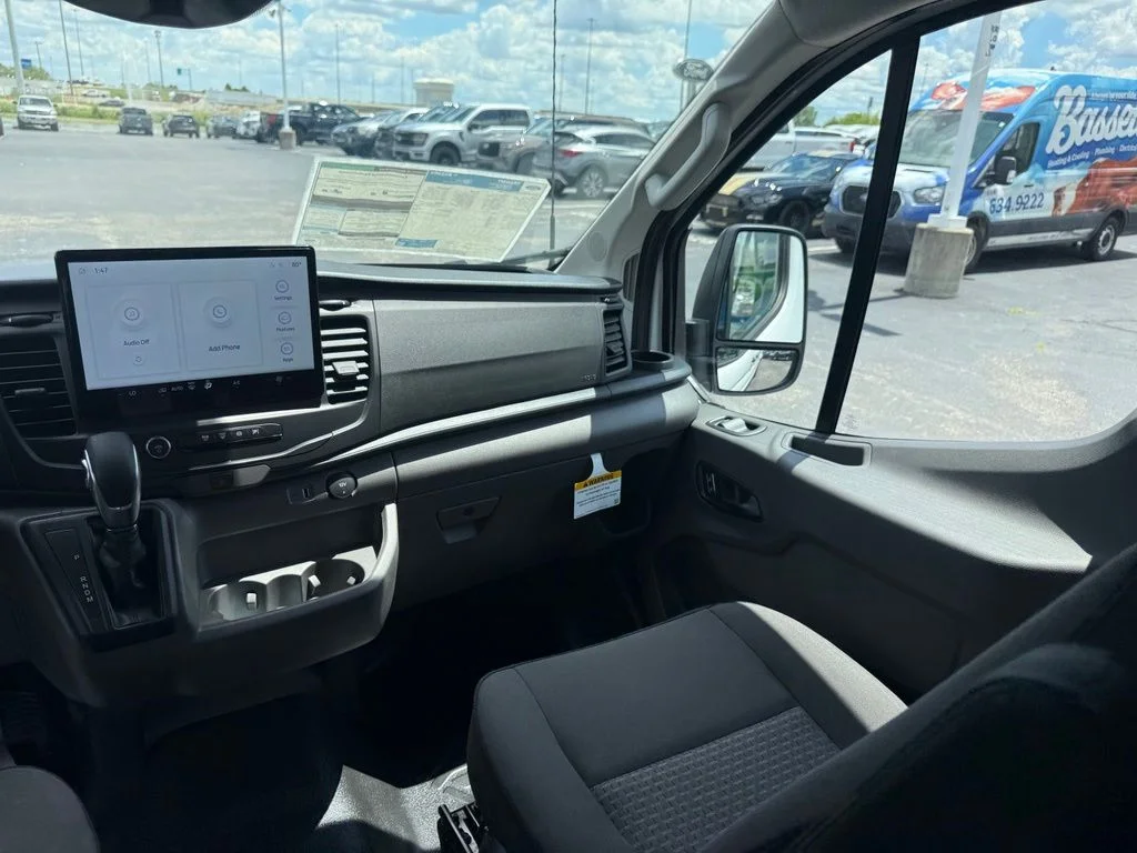 New 2026 Oxford White Ford Cargo Van image 39
