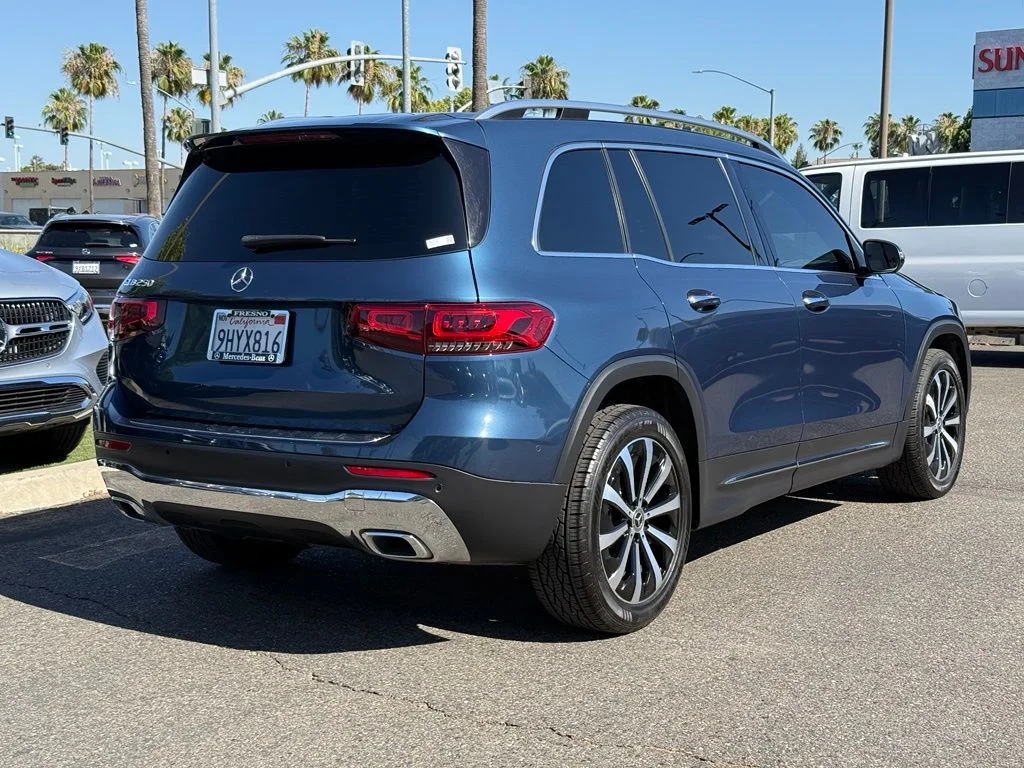 Certified Used 2023  Mercedes-Benz GLB 250 image 9