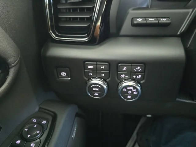 2026 GMC Sierra 1500 AT4 - Photo 22