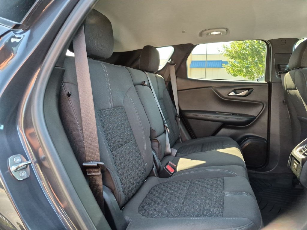 Used 2022 Gray Chevrolet LT image 28