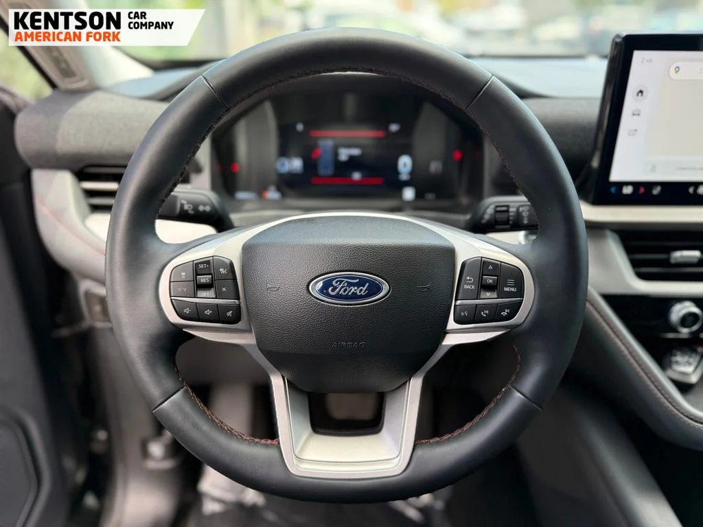Used 2025 Gray Ford Active image 12