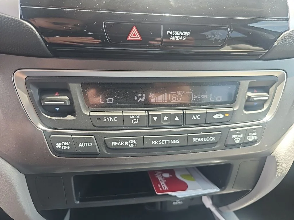 Used 2018 Modern Steel Metallic Honda EX image 22