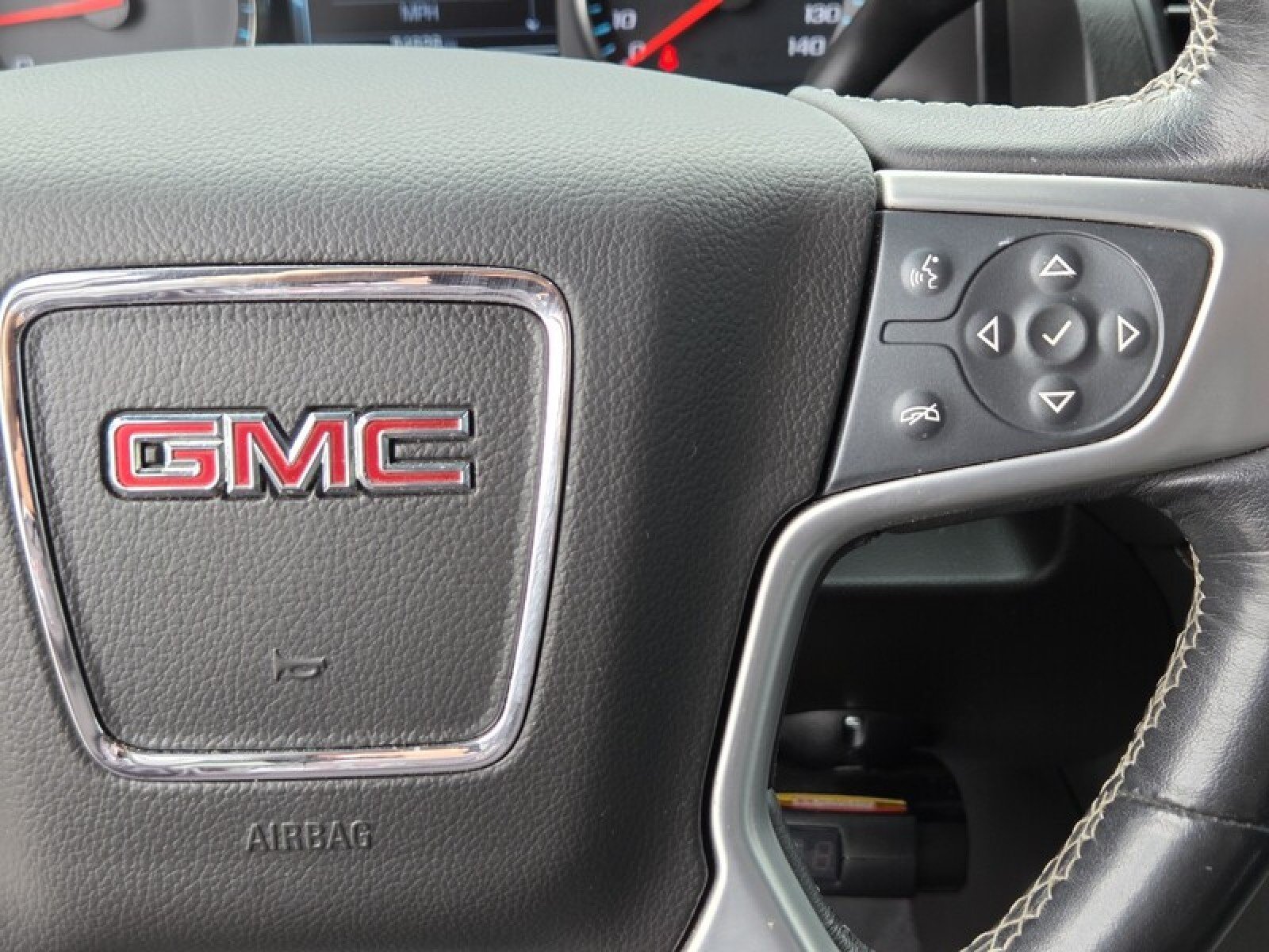 Used 2019 Onyx Black GMC SLT image 28