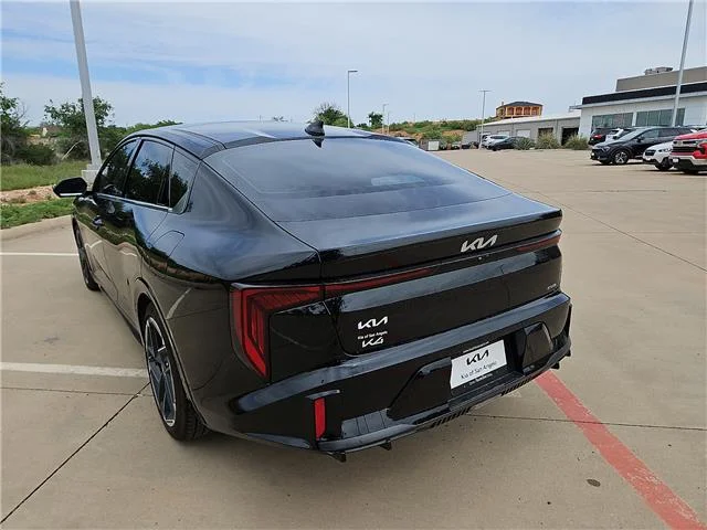Used 2025 Aurora Black Pearl KIA GT-Line (IVT) image 3