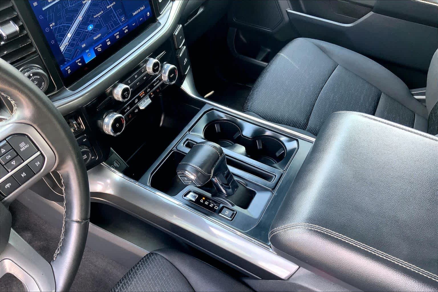 Used 2023 Iconic Silver Ford XLT image 17