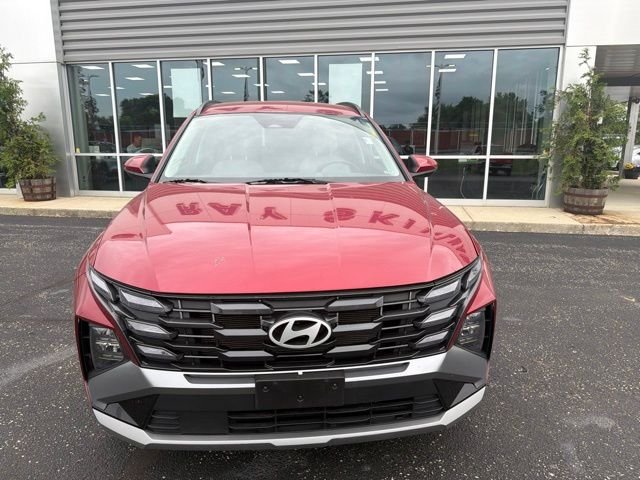 Used 2025 Red Hyundai SEL image 9