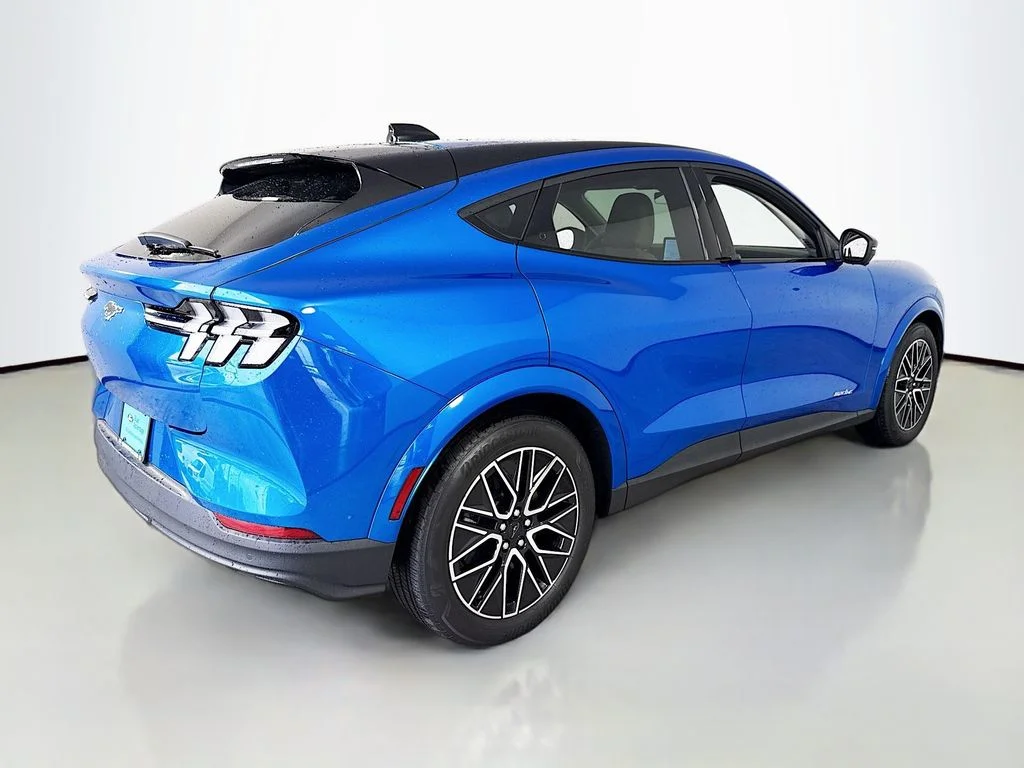 Certified Used 2025 Velocity Blue Metallic Ford Premium image 14