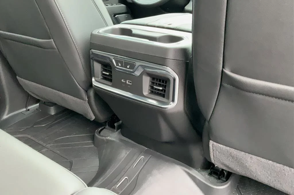 New 2026 Chevrolet Silverado 1500 High Country 4D Crew Cab