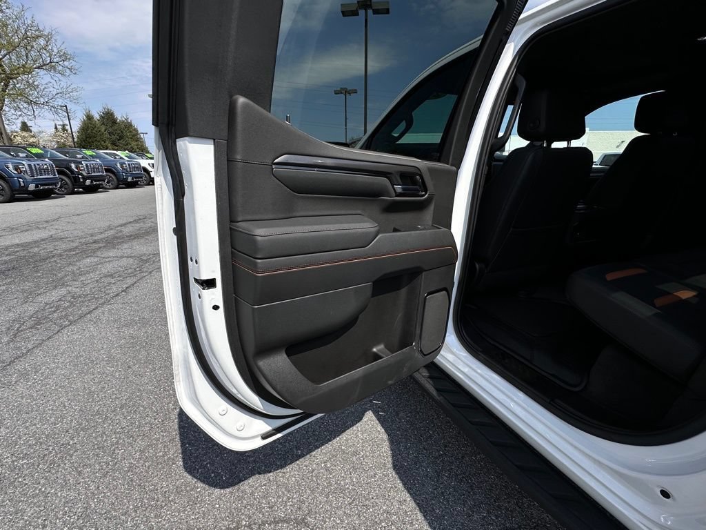 Used 2023 Summit White GMC AT4 image 28