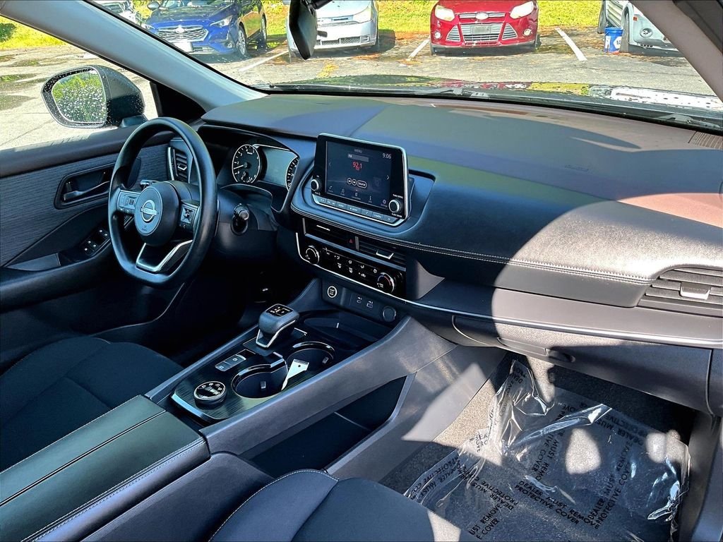 Used 2023 Gun Metallic Nissan S image 14