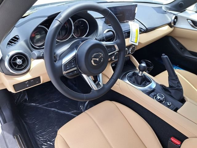 2026 Mazda MX-5 Miata RF Grand Touring - Photo 9